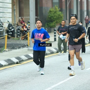 Runner Photo 8631923