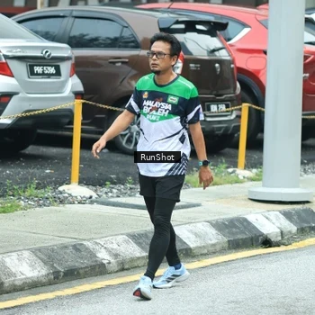 Runner Photo 8631937
