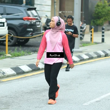 Runner Photo 8631940