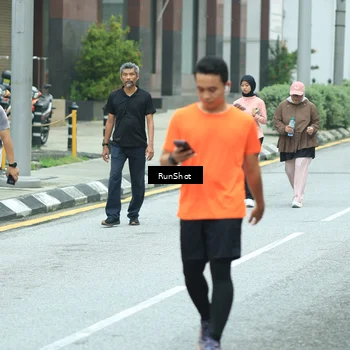 Runner Photo 8632031