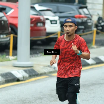 Runner Photo 8632048