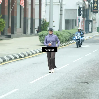 Runner Photo 8632101