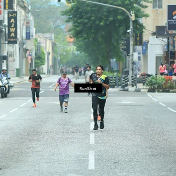 Runner Photo 8632102
