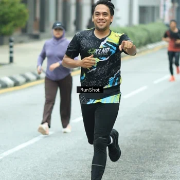 Runner Photo 8632109