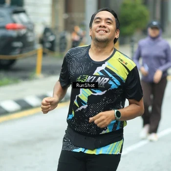 Runner Photo 8632112