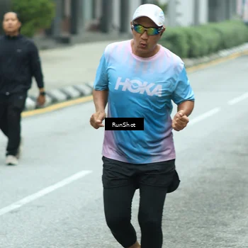Runner Photo 8632246