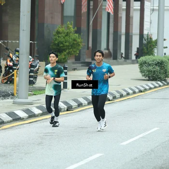 Runner Photo 8632283