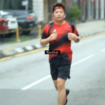 Runner Photo 8632300