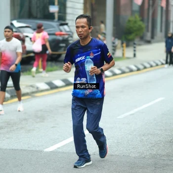 Runner Photo 8632301