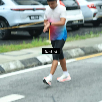 Runner Photo 8632303