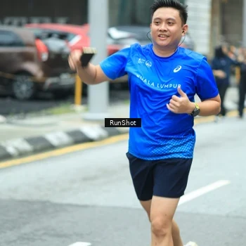 Runner Photo 8632305