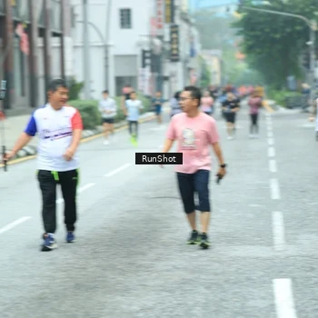 Runner Photo 8632312