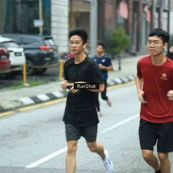 Runner Photo 8632317