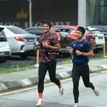 Runner Photo 8632318