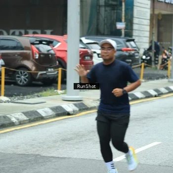 Runner Photo 8632352