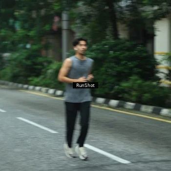 Runner Photo 8632355