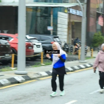 Runner Photo 8632362