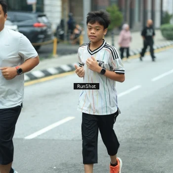 Runner Photo 8632367