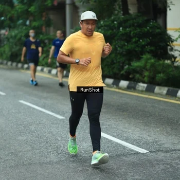 Runner Photo 8632370
