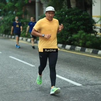 Runner Photo 8632371
