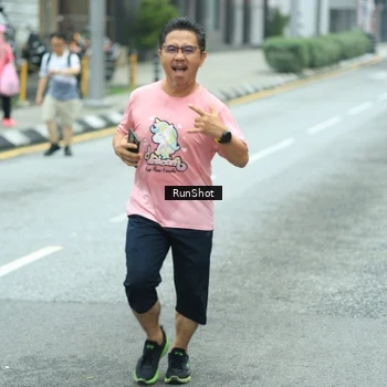 Runner Photo 8632392