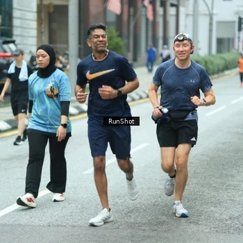 Runner Photo 8632416