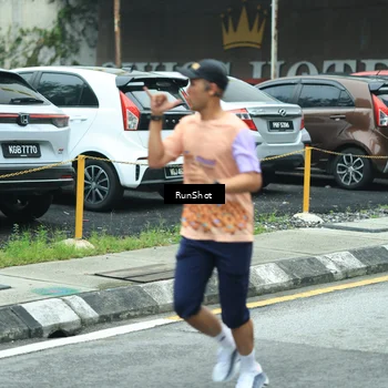 Runner Photo 8632424