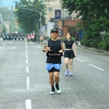 Runner Photo 8632445