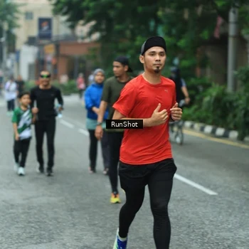 Runner Photo 8632473