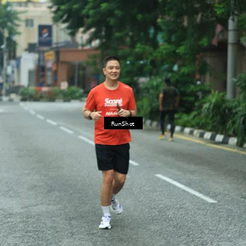 Runner Photo 8632485
