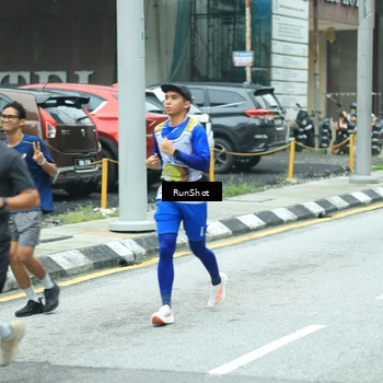Runner Photo 8632491