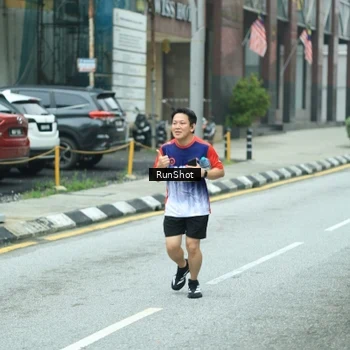 Runner Photo 8632496