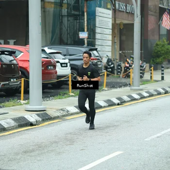Runner Photo 8632502