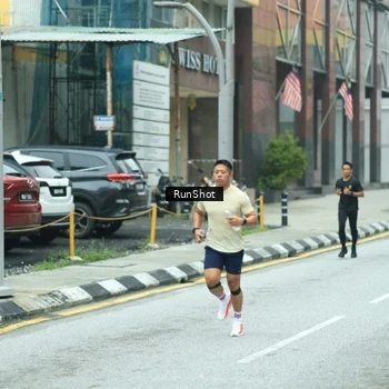 Runner Photo 8632512
