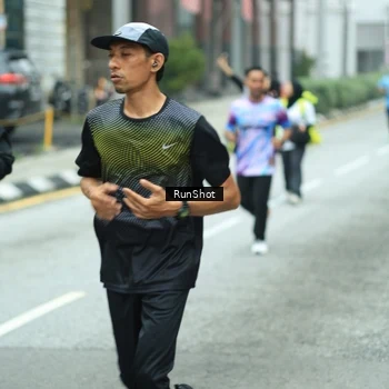 Runner Photo 8632518