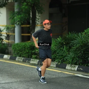 Runner Photo 8632529