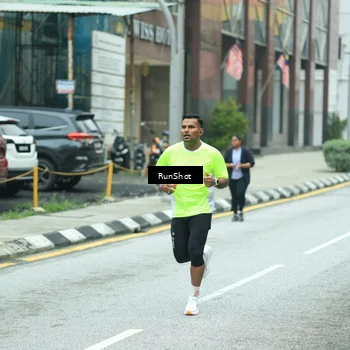 Runner Photo 8632539