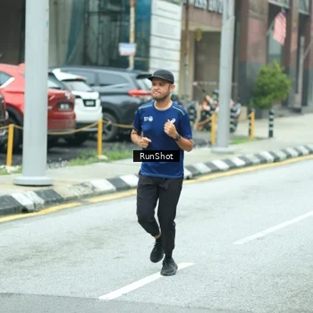 Runner Photo 8632546