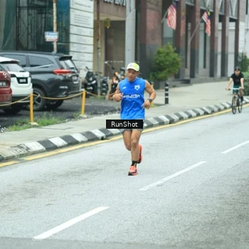 Runner Photo 8632551