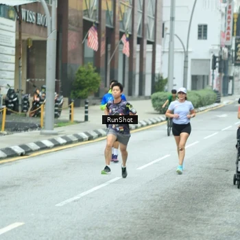 Runner Photo 8632552