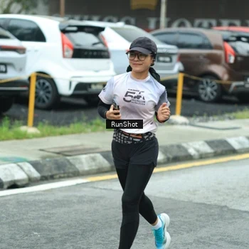 Runner Photo 8632560