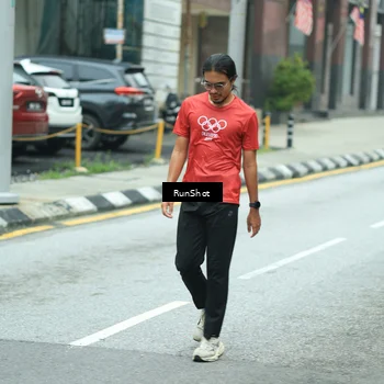 Runner Photo 8632562