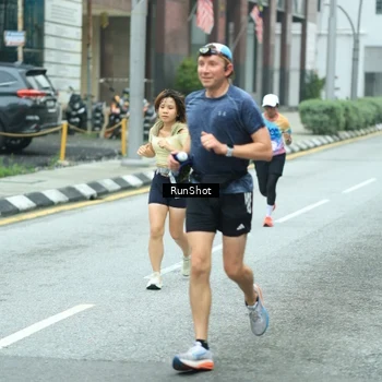 Runner Photo 8632594
