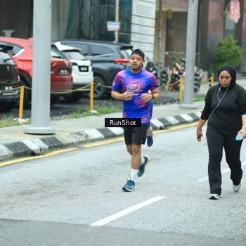 Runner Photo 8632605