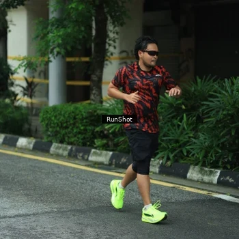 Runner Photo 8632606