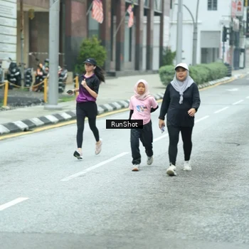 Runner Photo 8632609