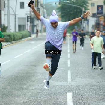 Runner Photo 8632613