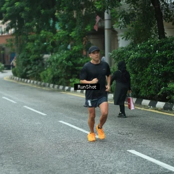 Runner Photo 8632617