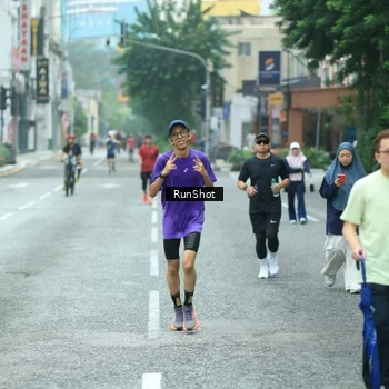 Runner Photo 8632631