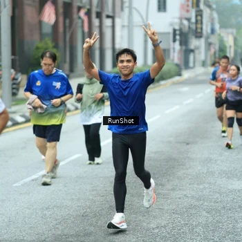 Runner Photo 8632656